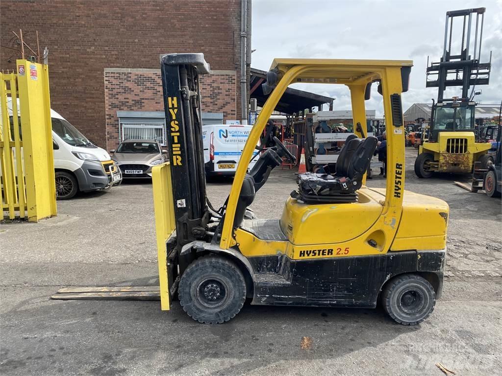 Hyster H2.5CT 柴油卡車