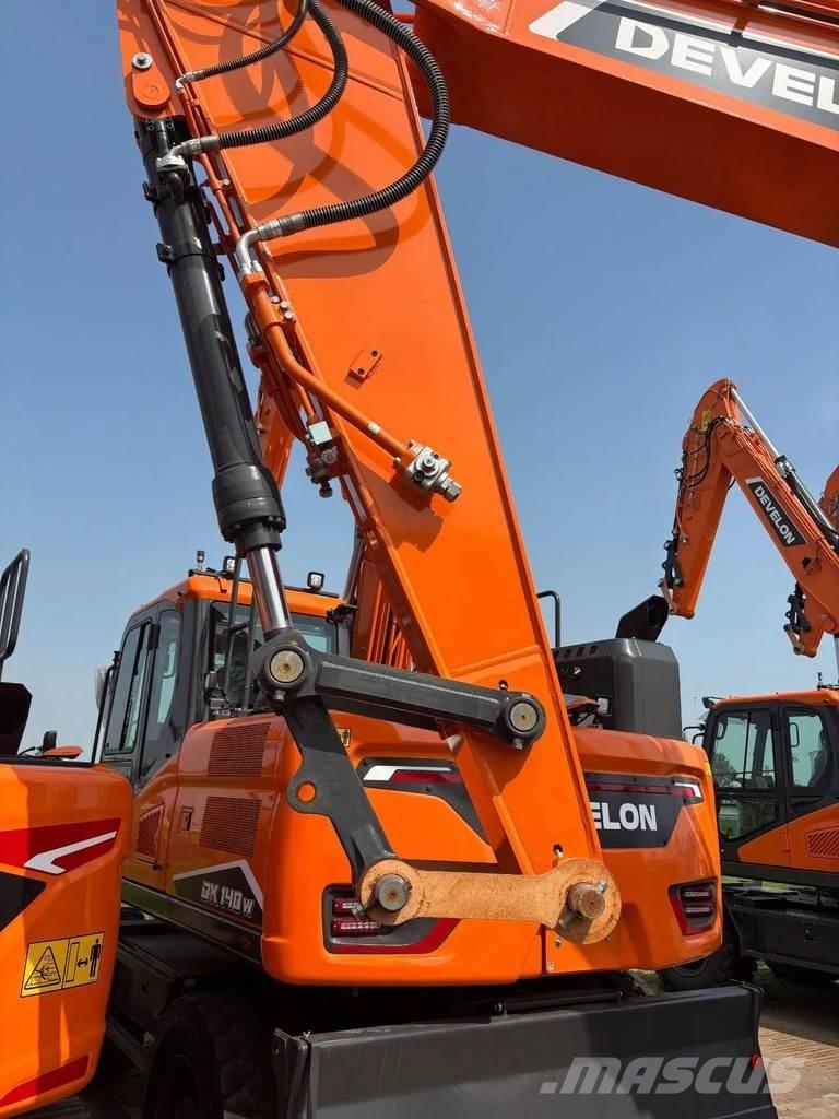 Develon DX255LC-7 履帶式 挖土機/掘鑿機/挖掘機