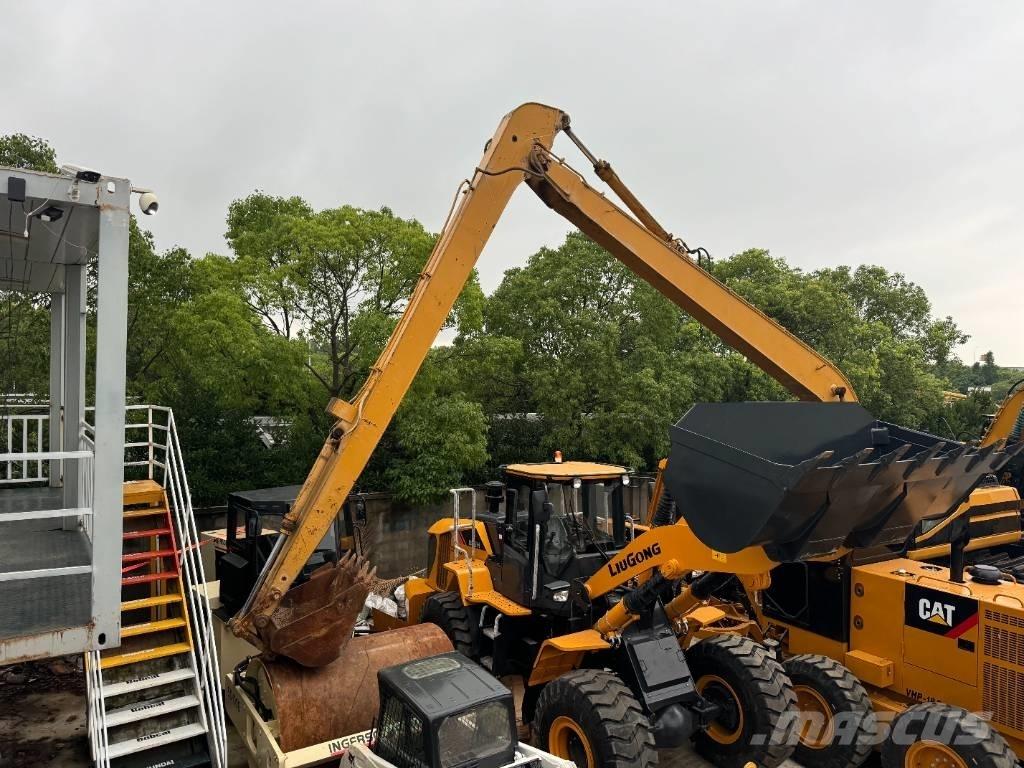 CAT 320 B 水陸兩用挖掘機