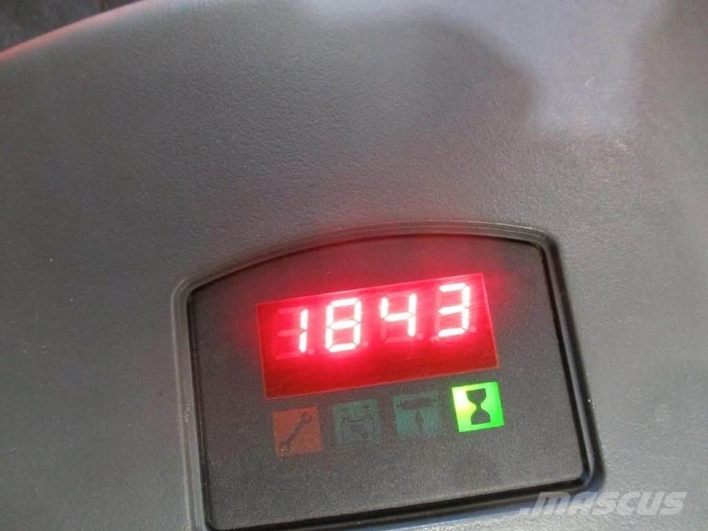 BT SPE120 XRD 平台型低架升降機