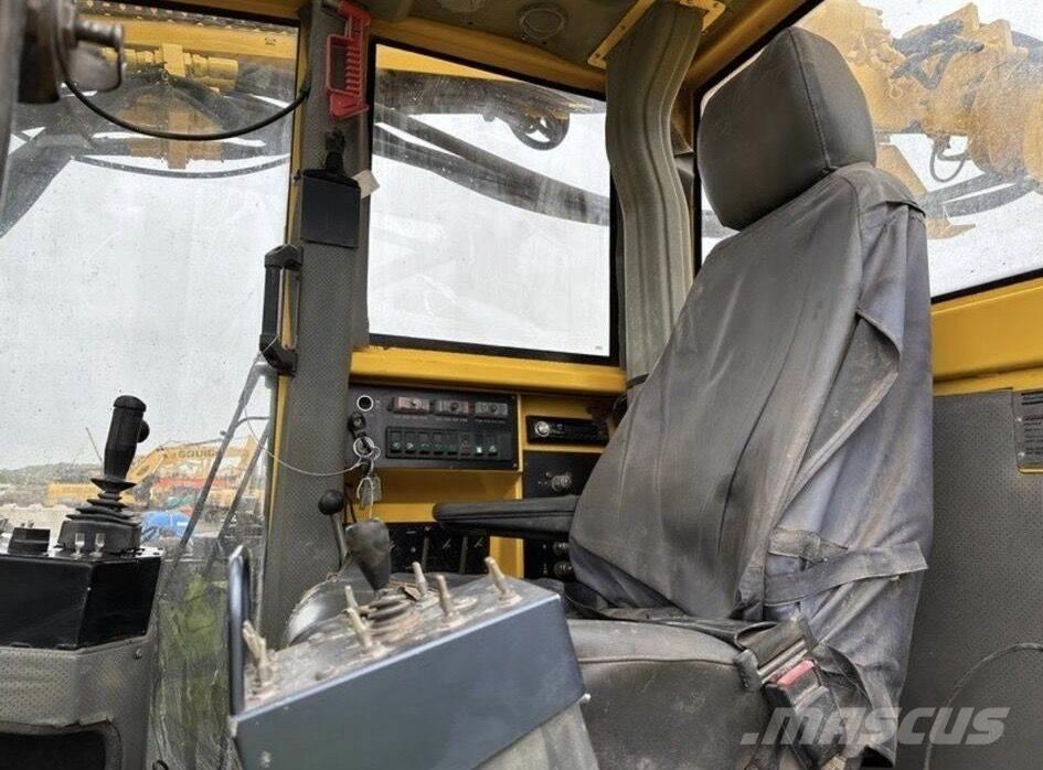 Atlas Copco ROC F6 鑽孔機