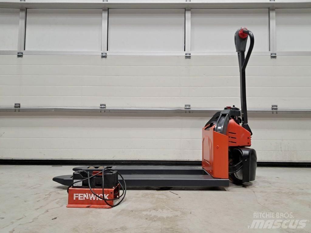 Linde MT12 低架升降機