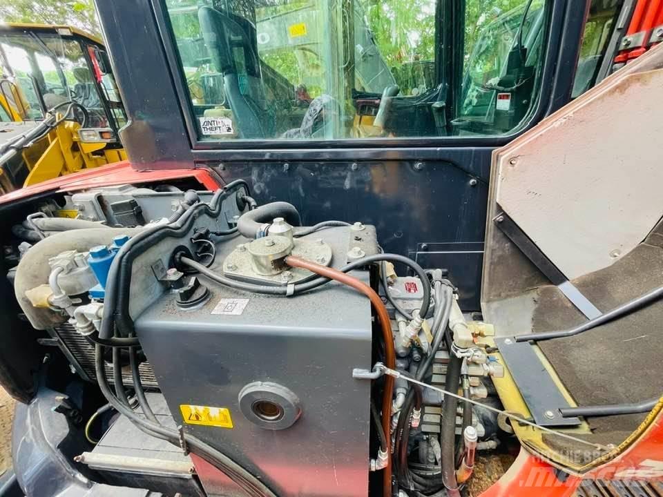 Kubota u55-4 小型挖土機/掘鑿機<7t(小型挖掘機)