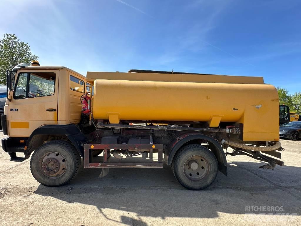 Mercedes-Benz 1317 運油車