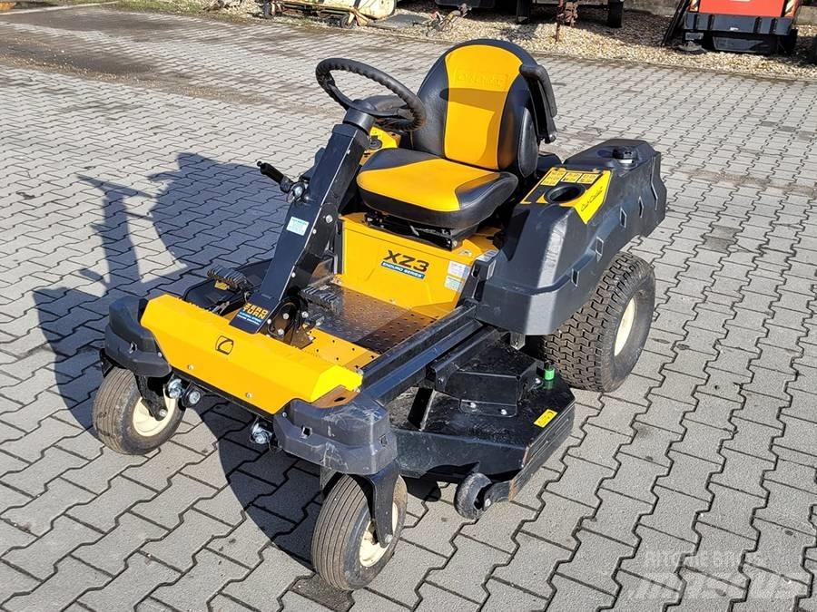 Cub Cadet ZX3 122 騎乘式割草機
