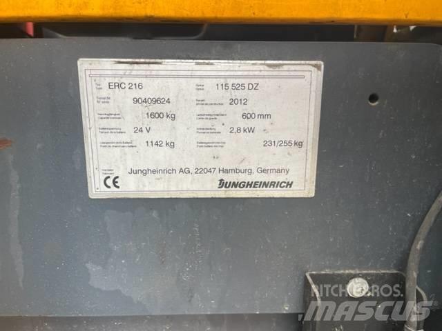 Jungheinrich ERC 216 自走式堆積機