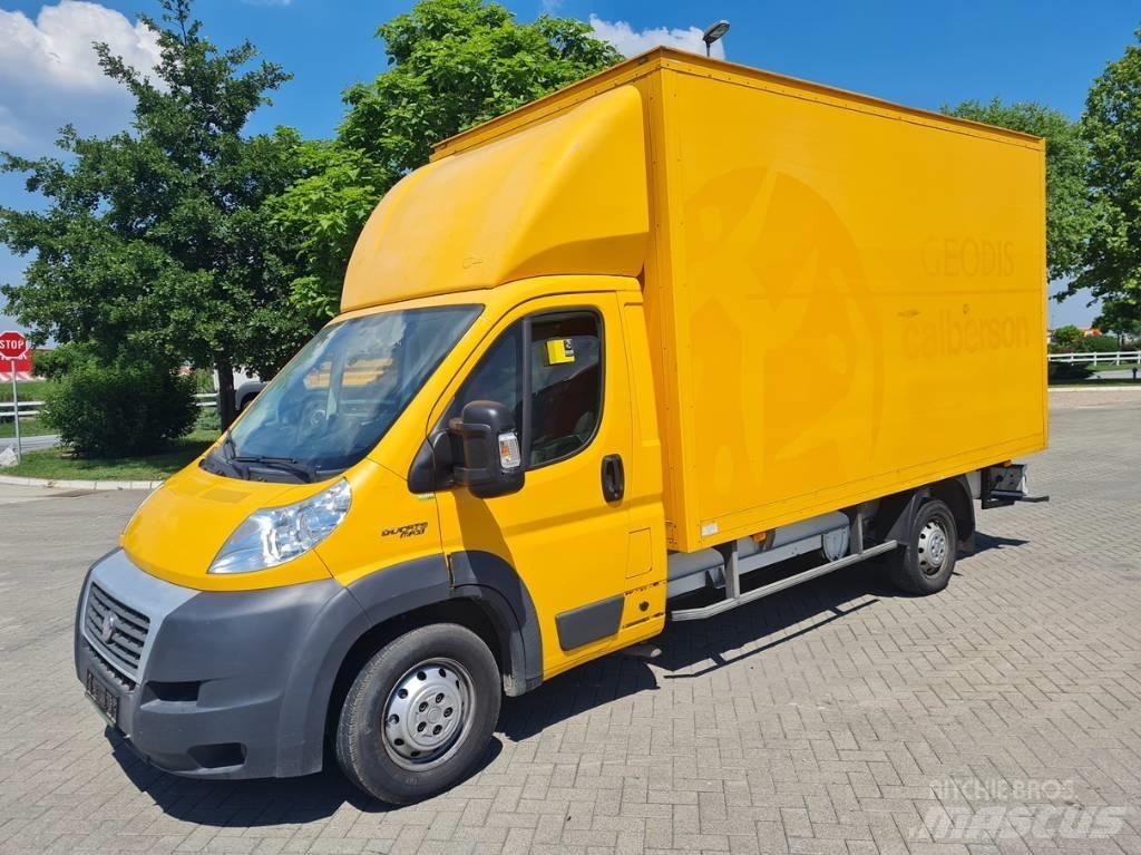 Fiat Ducato 廂式貨物運輸車