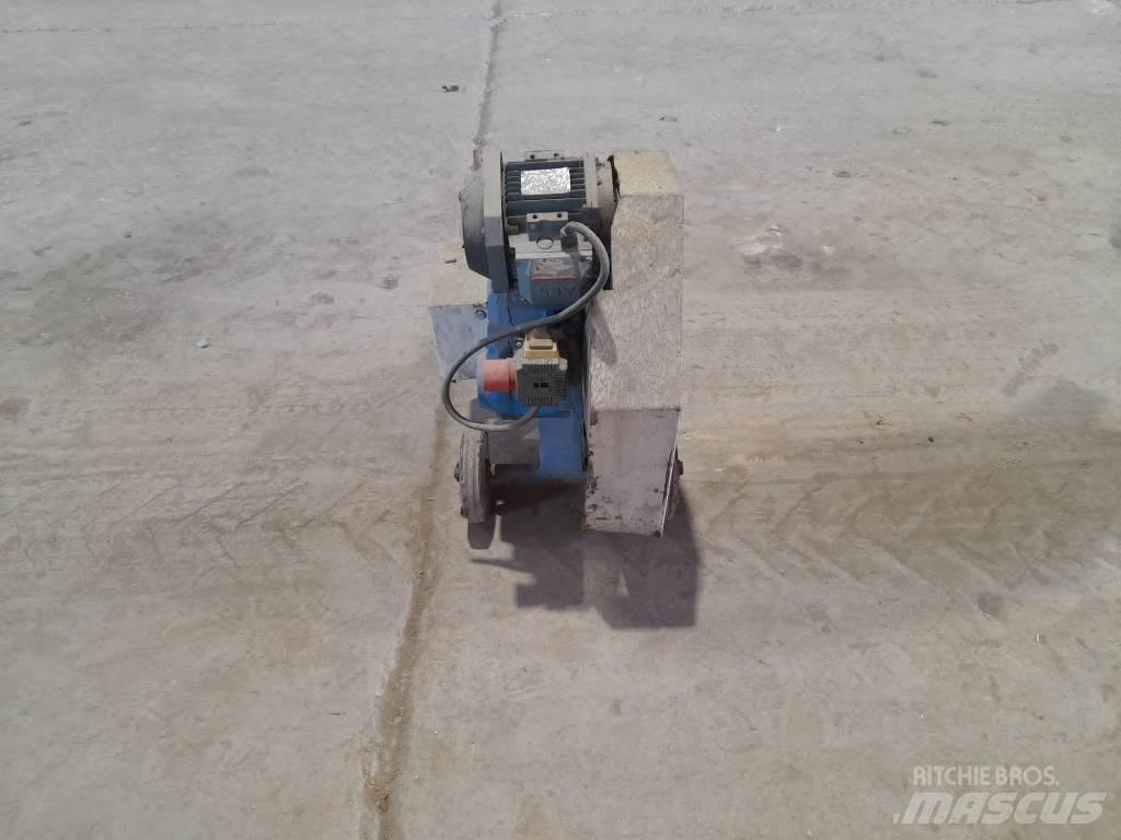 Alba C32L 其他