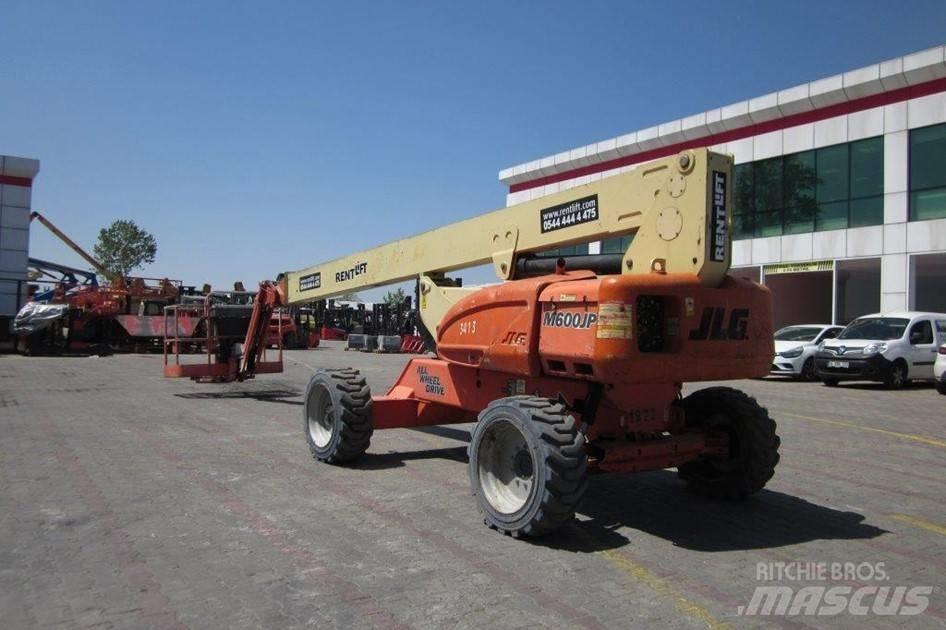 JLG M 600 JP 曲臂高空作業車