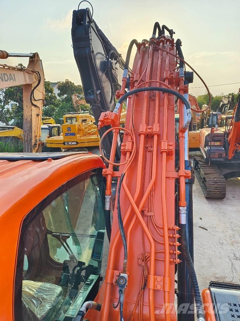 Doosan DX 225 LC 履帶式 挖土機/掘鑿機/挖掘機