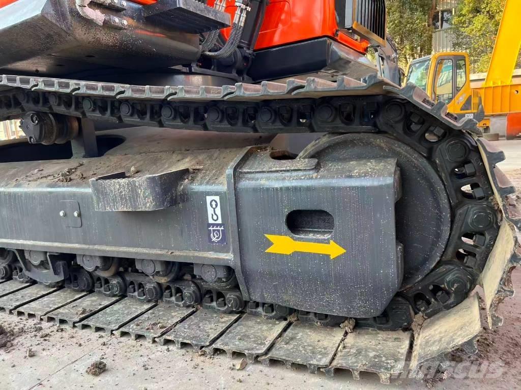 Doosan DX 225 LC 履帶式 挖土機/掘鑿機/挖掘機