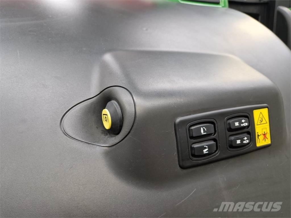 John Deere 6R 250 曳引機