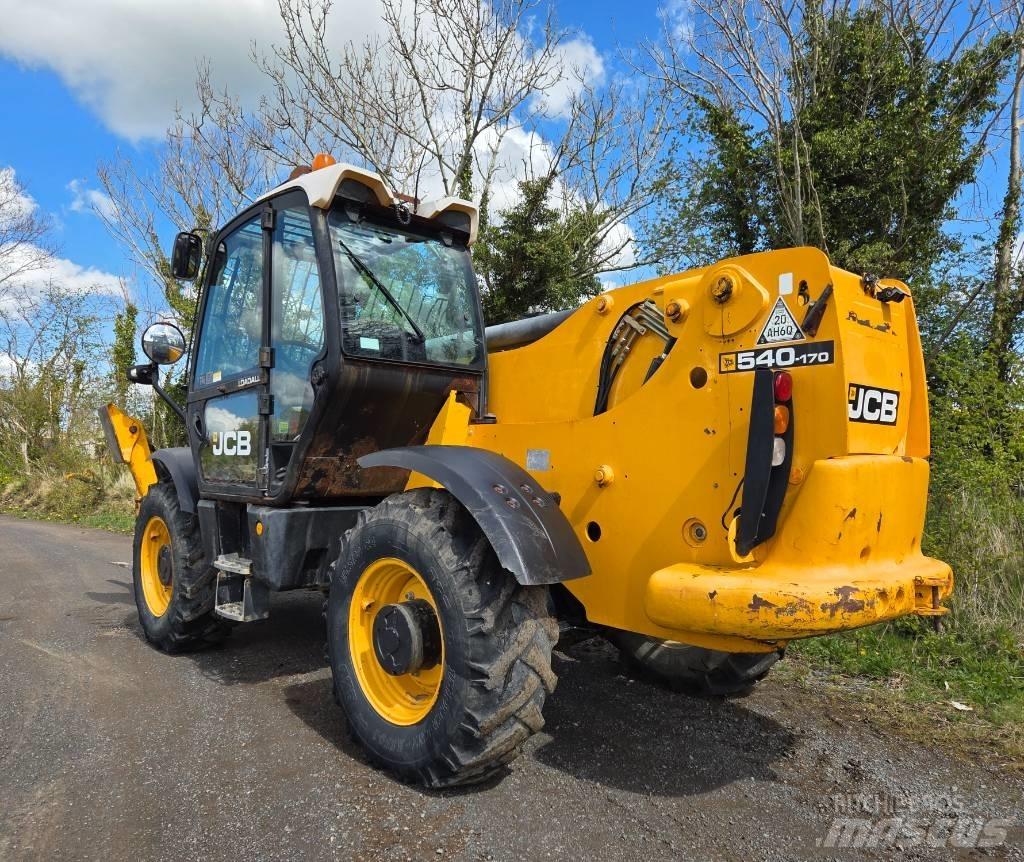 JCB 540-170 A/C 伸縮臂操作車
