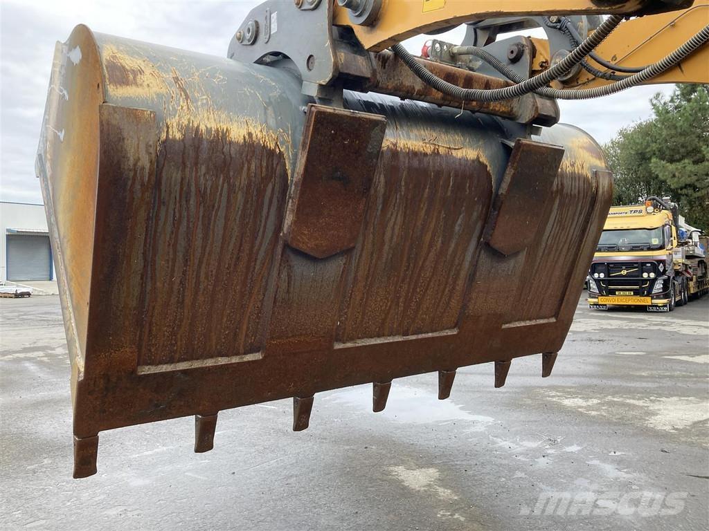 Liebherr L 538 輪胎式裝載機