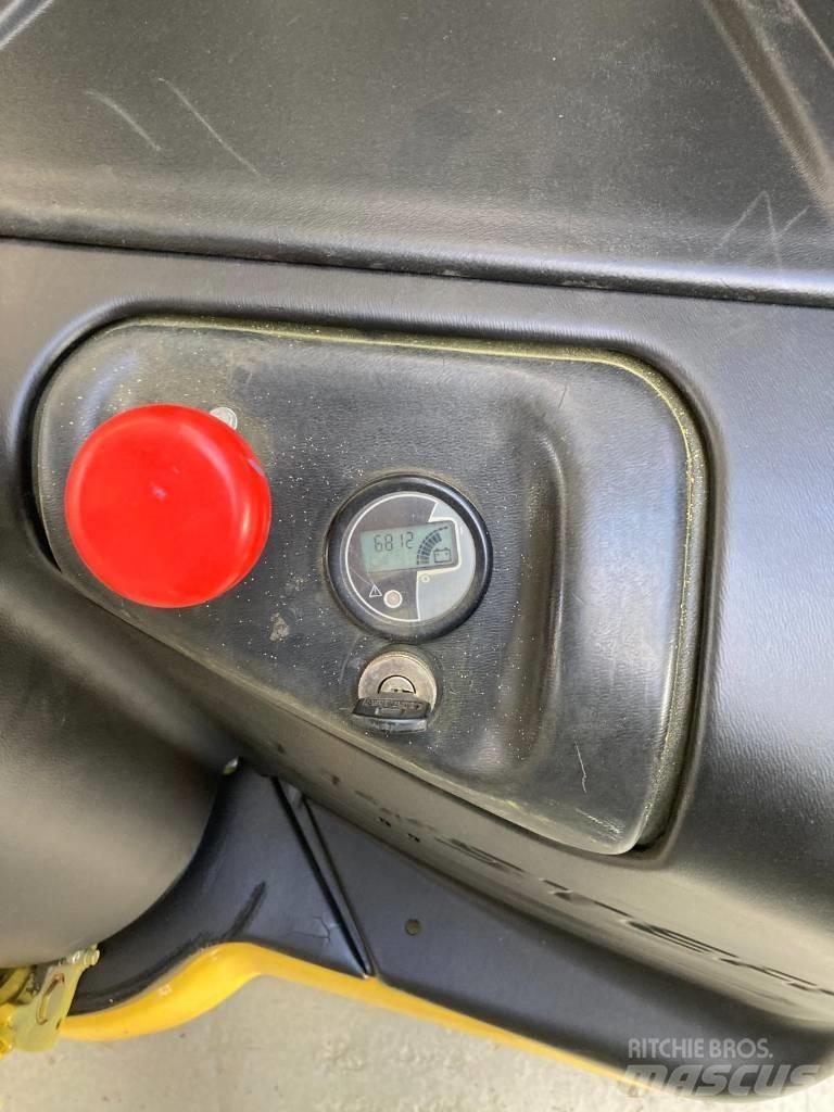 Hyster S 1.6 行走控制式堆積機