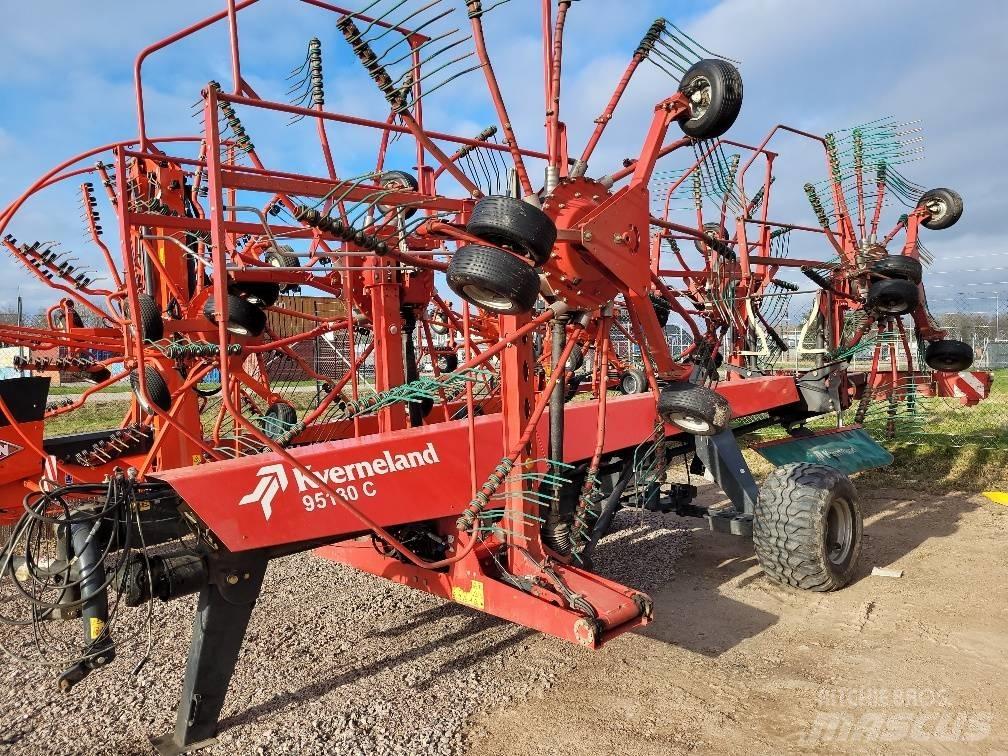 Kverneland 95130 C 堆草機