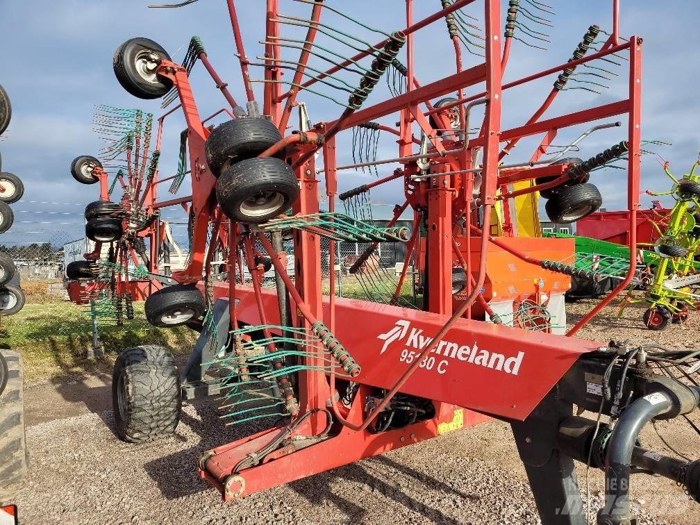 Kverneland 95130 C 堆草機