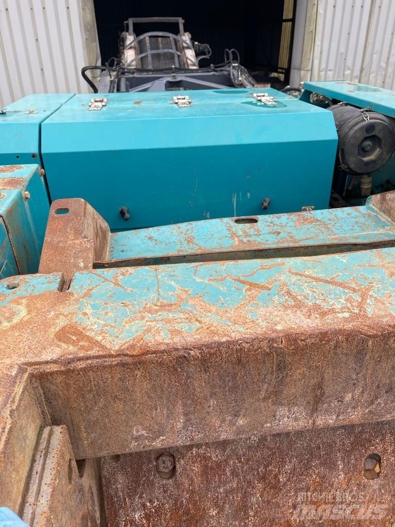 PowerScreen PTR400 移動式壓碎機