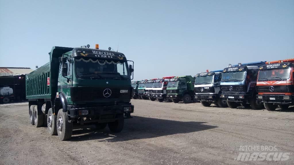 Mercedes-Benz 3538 傾卸式卡車