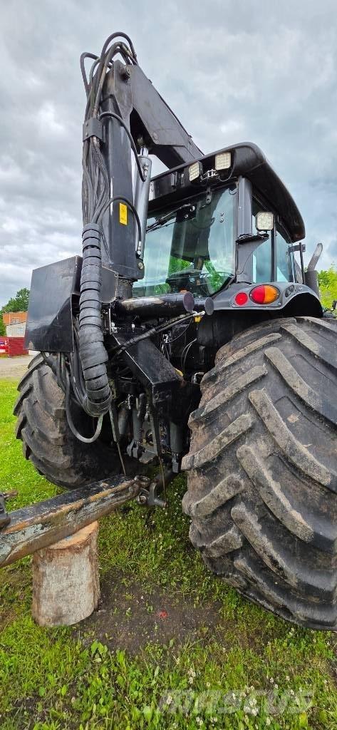 Valtra N 101 HT 集材機