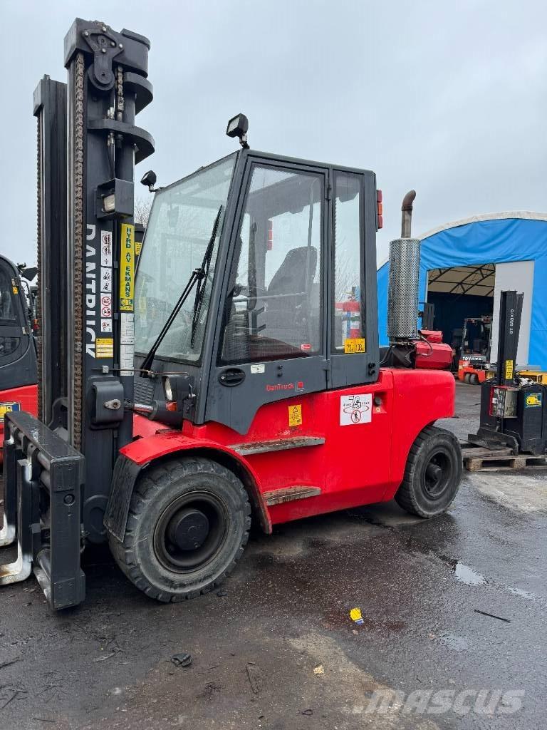 Dantruck truck 9466C 柴油卡車