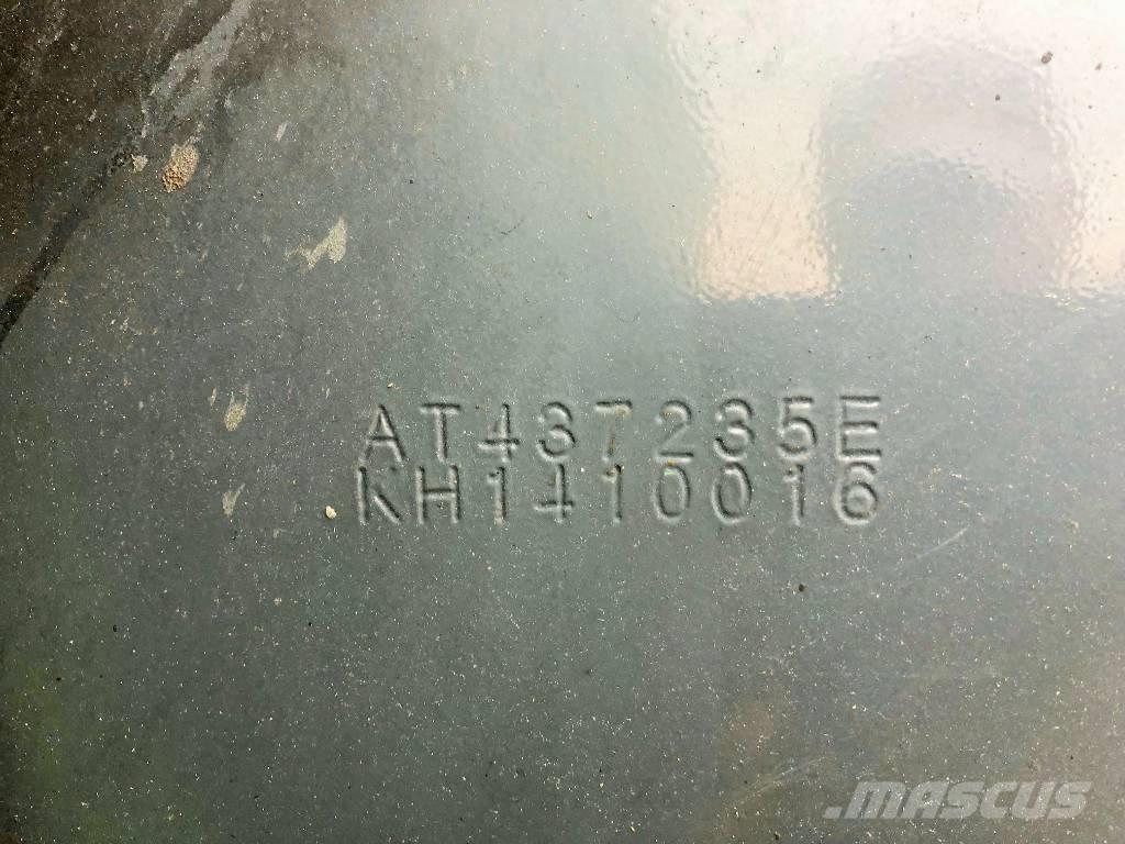 John Deere 903M 伐木歸堆機