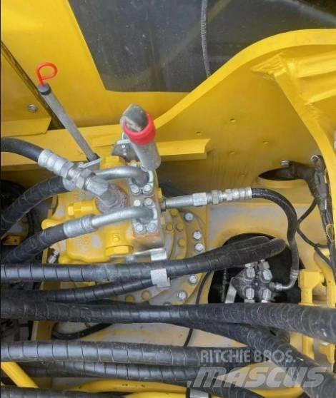Komatsu 220-8K 履帶式 挖土機/掘鑿機/挖掘機