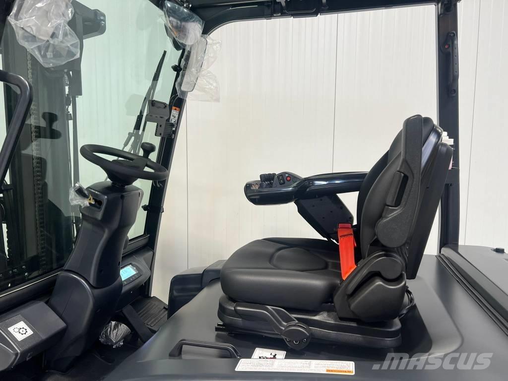 Bobcat B25X-7 PLUS 電動堆高機