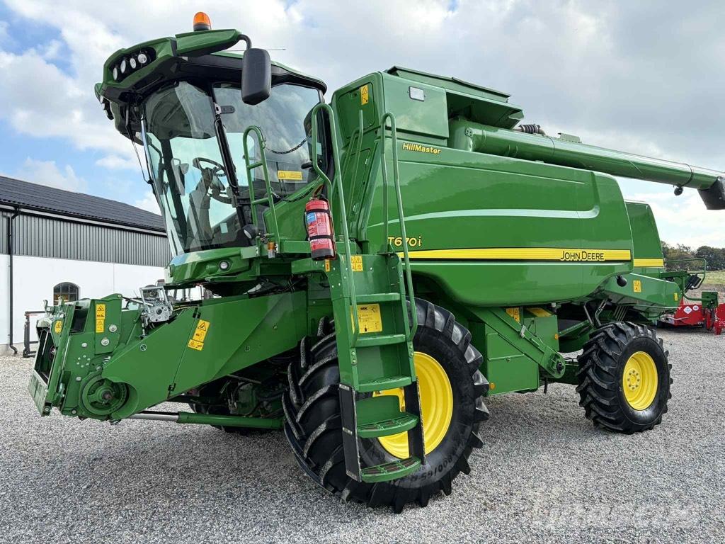John Deere T 670 i 聯合收穫機