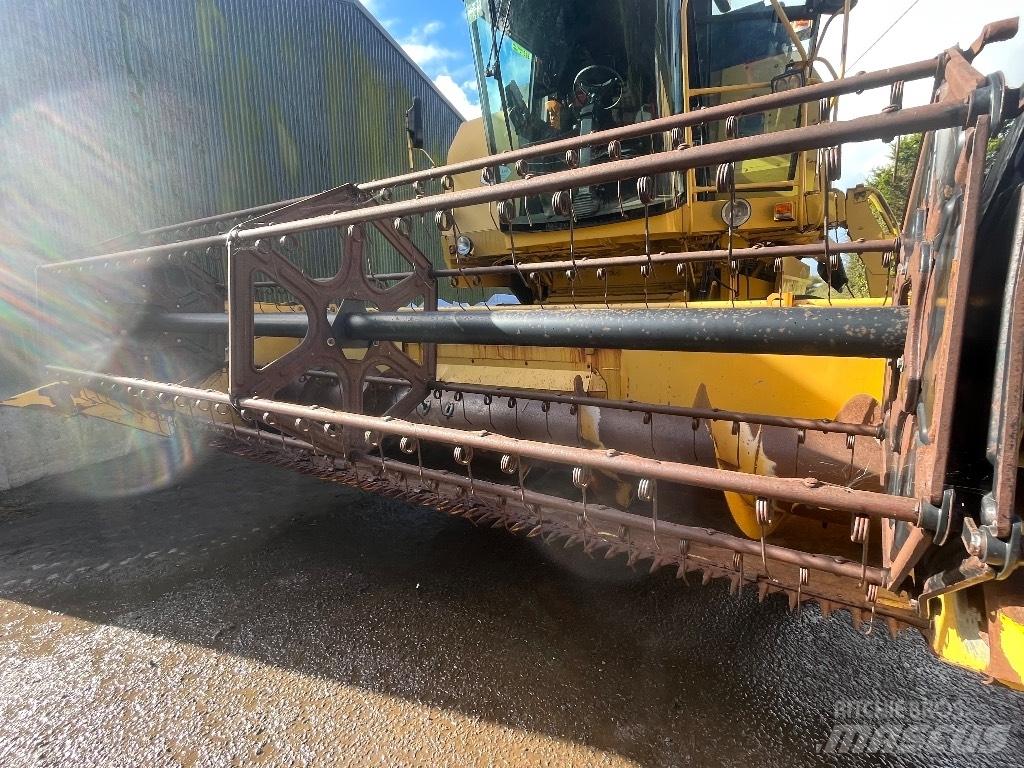 New Holland T56h 聯合收穫機