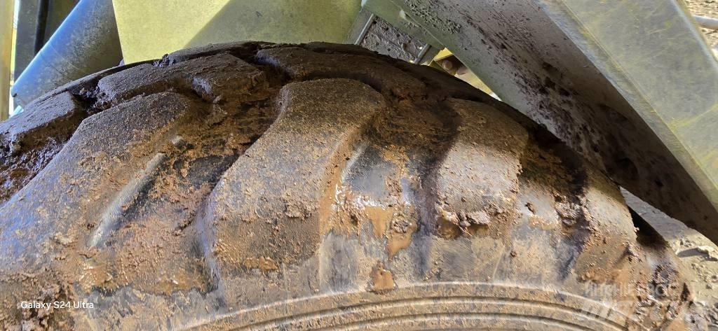 Terex TL 100 輪胎式裝載機