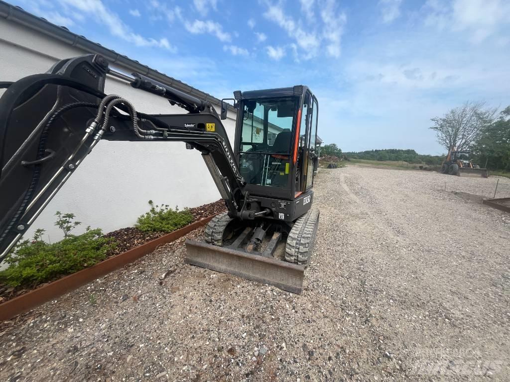 Volvo ECR 25 D 小型挖土機/掘鑿機<7t(小型挖掘機)