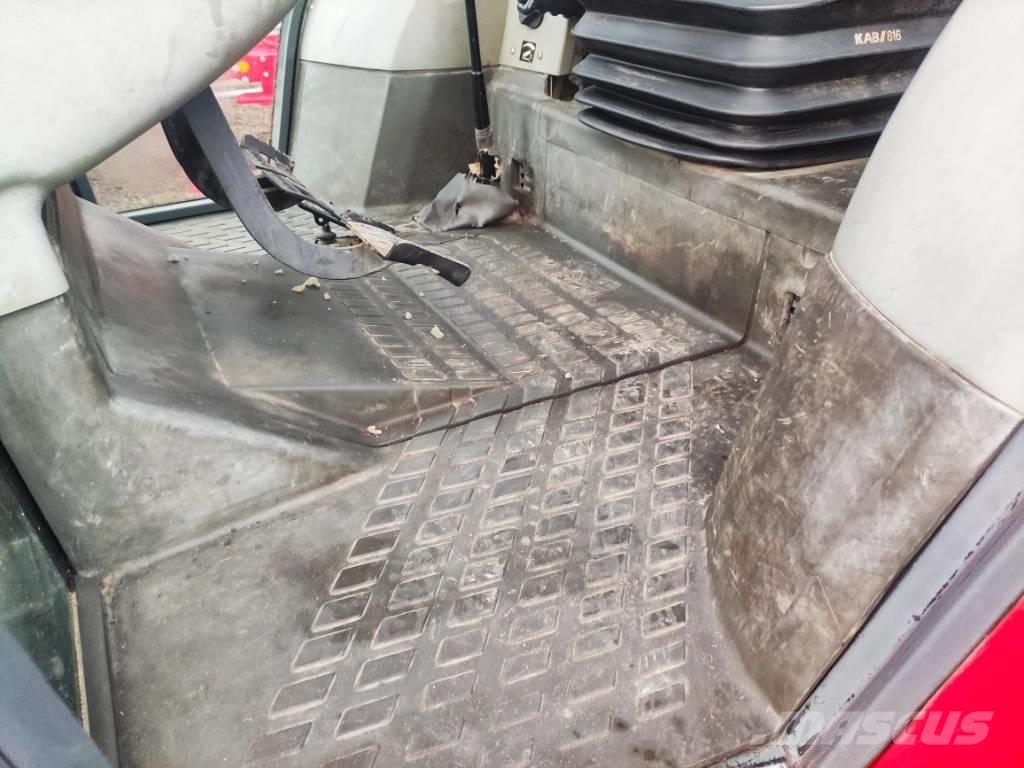 Massey Ferguson 4245 曳引機