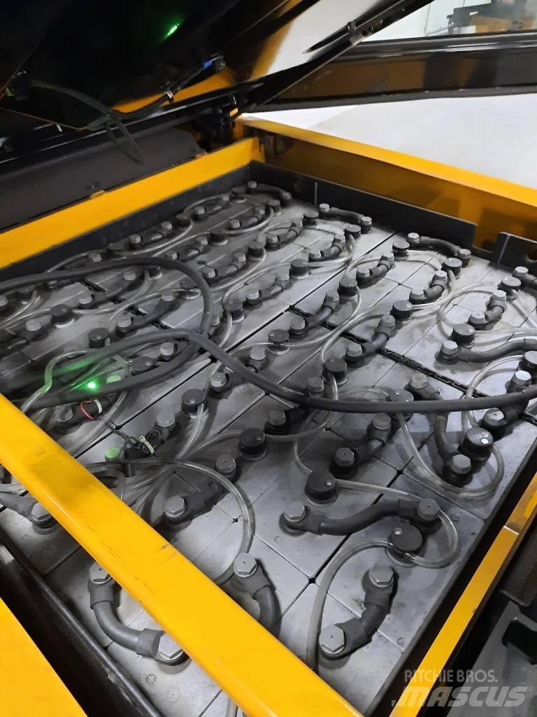 Hyundai HX50 電動堆高機