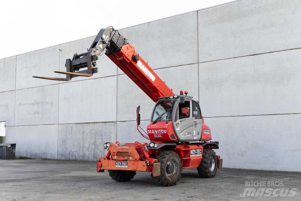 Manitou MRT 2150 伸縮臂操作車