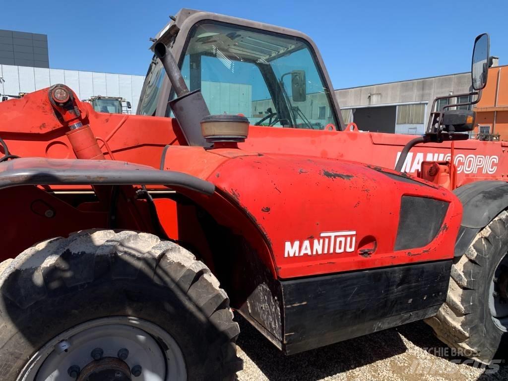 Manitou MRT 1435 伸縮臂操作車