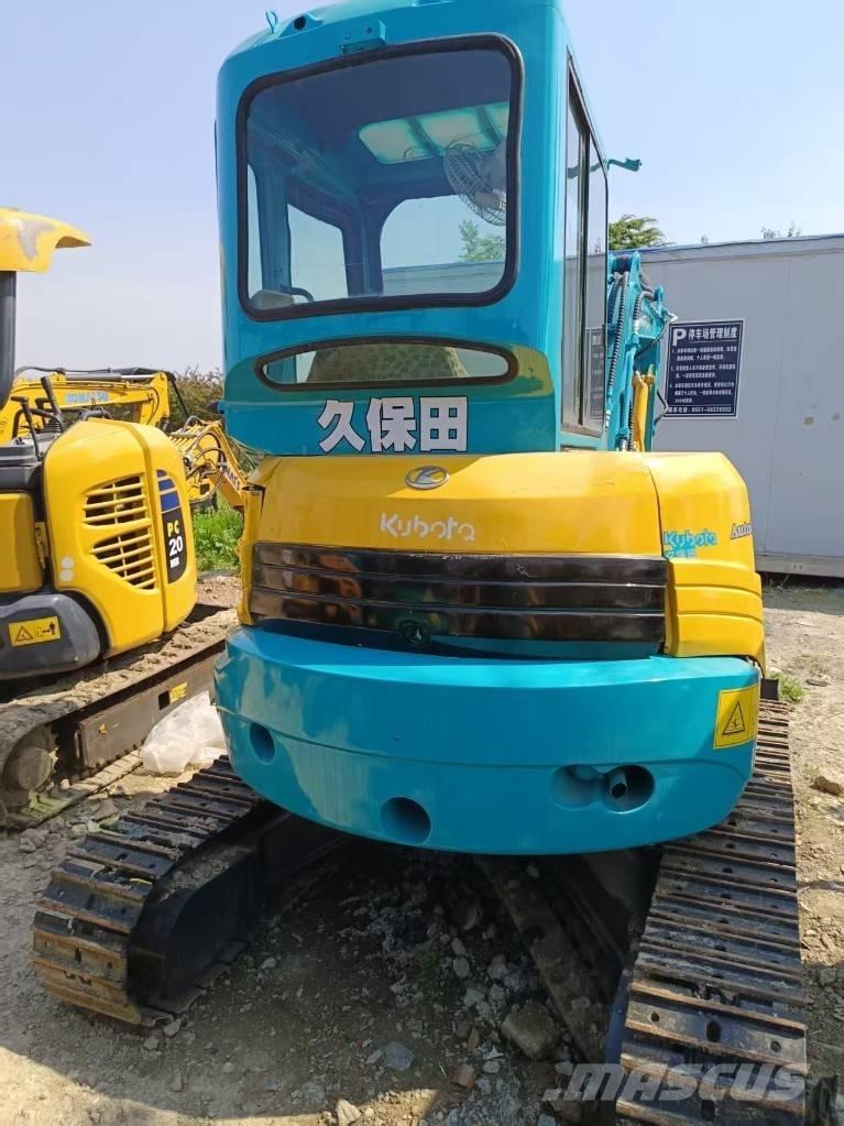Kubota U 35 小型挖土機/掘鑿機<7t(小型挖掘機)