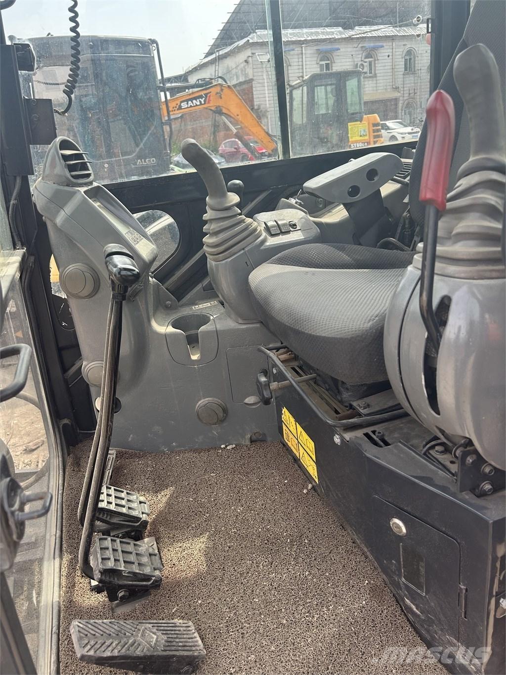 Hitachi ZX 55 小型挖土機/掘鑿機<7t(小型挖掘機)