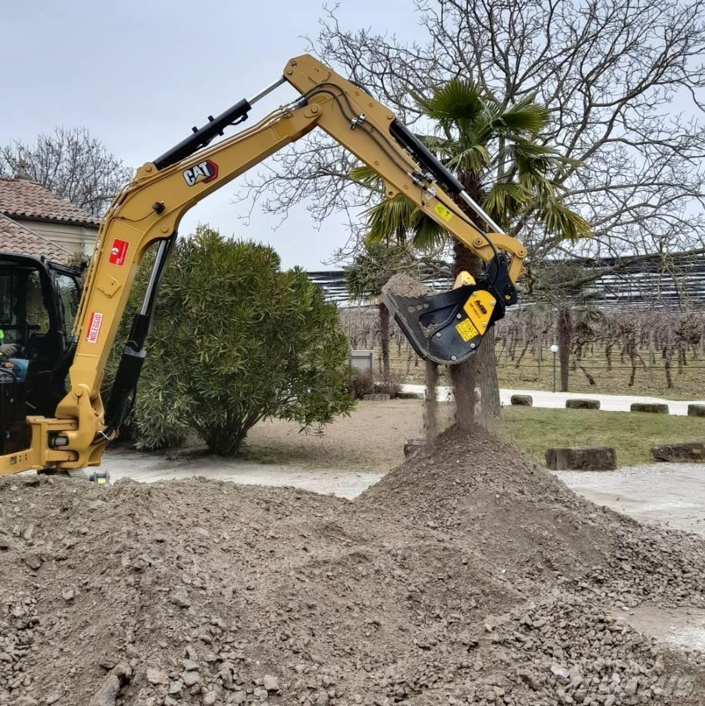 MB Crusher MB-HDS212 篩分機
