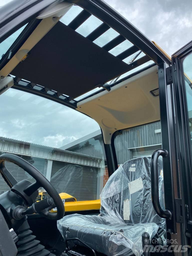 JCB 531-70 伸縮臂操作車