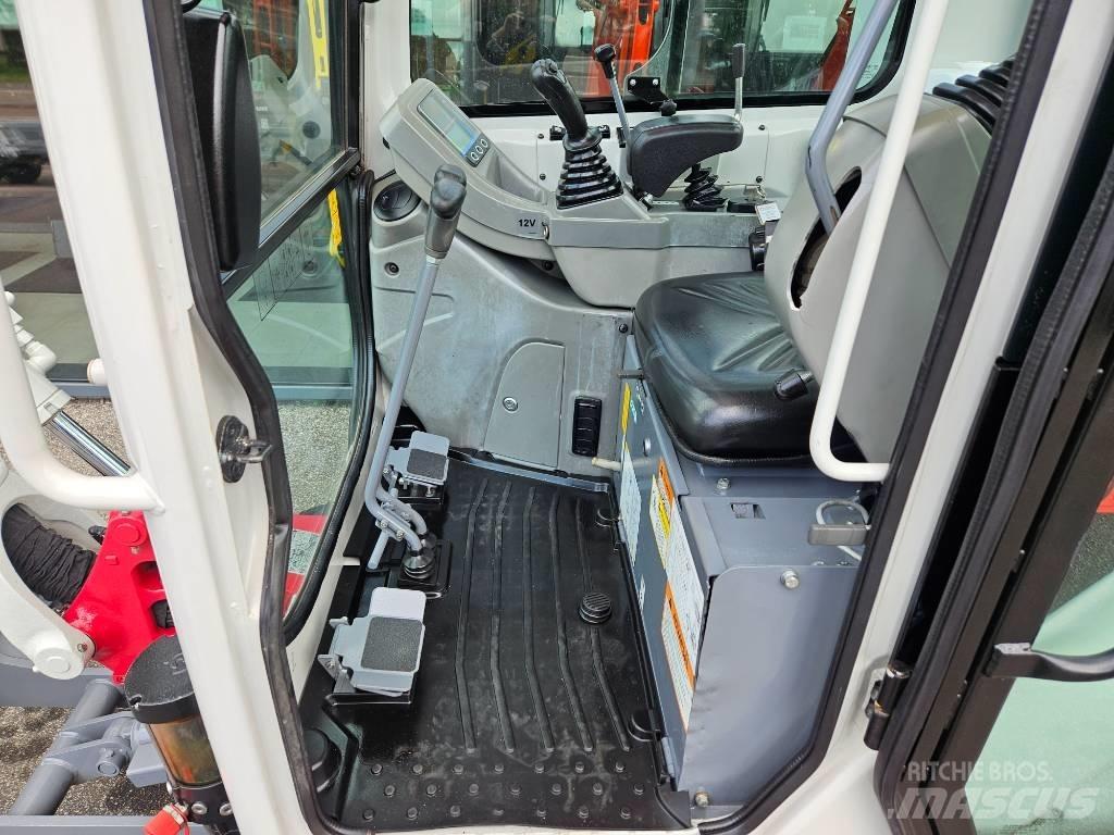 Takeuchi TB 216 小型挖土機/掘鑿機<7t(小型挖掘機)