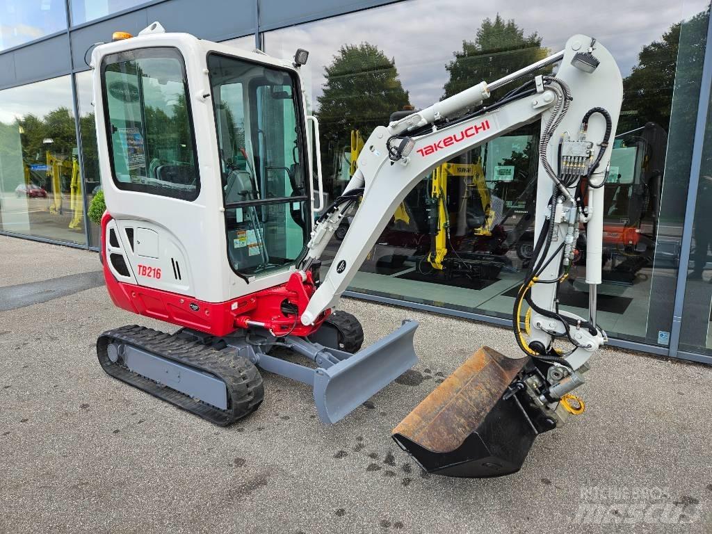 Takeuchi TB 216 小型挖土機/掘鑿機<7t(小型挖掘機)