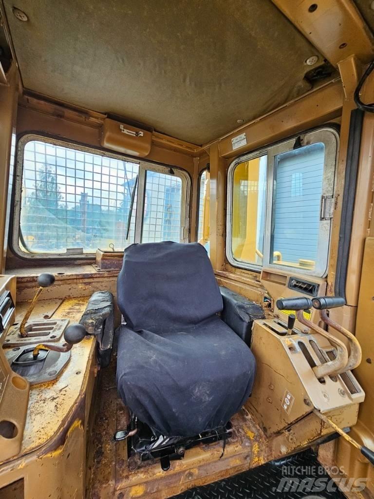 CAT D 8 L 履帶推土機