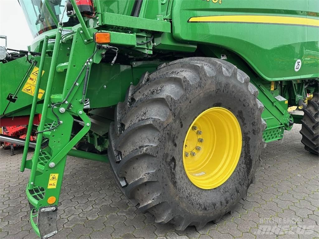 John Deere T 670 i 聯合收穫機