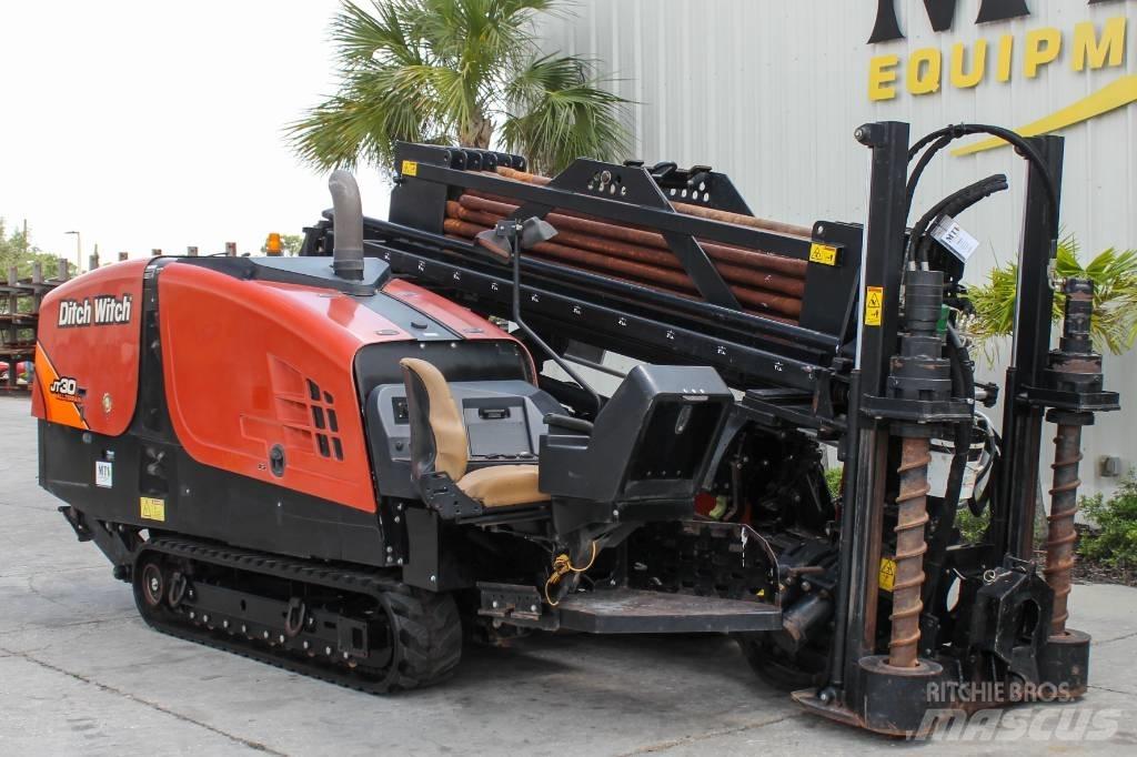 Ditch Witch JT30AT 水平/臥式定向鑽機設備