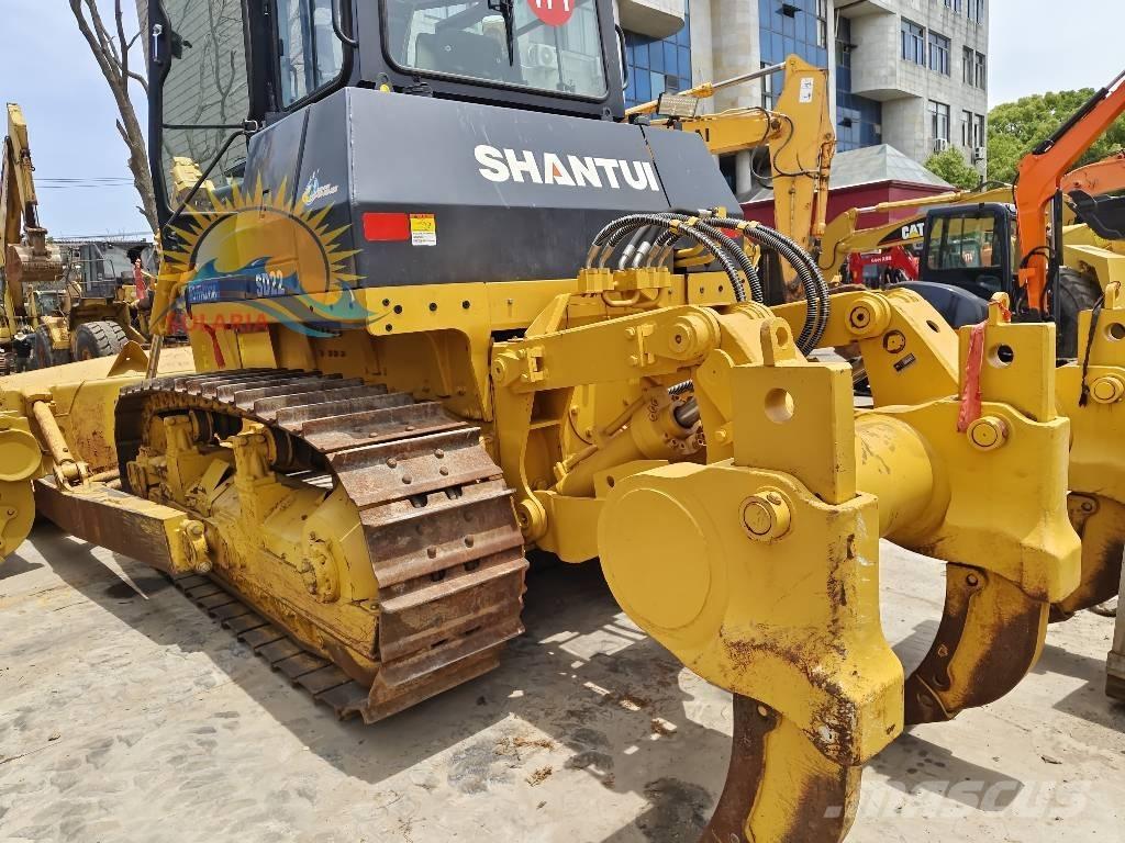 Shantui SD 22 履帶推土機