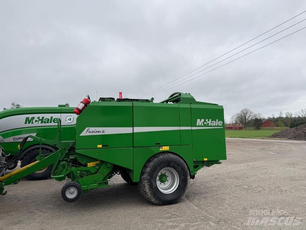 McHale Fusion 2 圓型牧草打包機