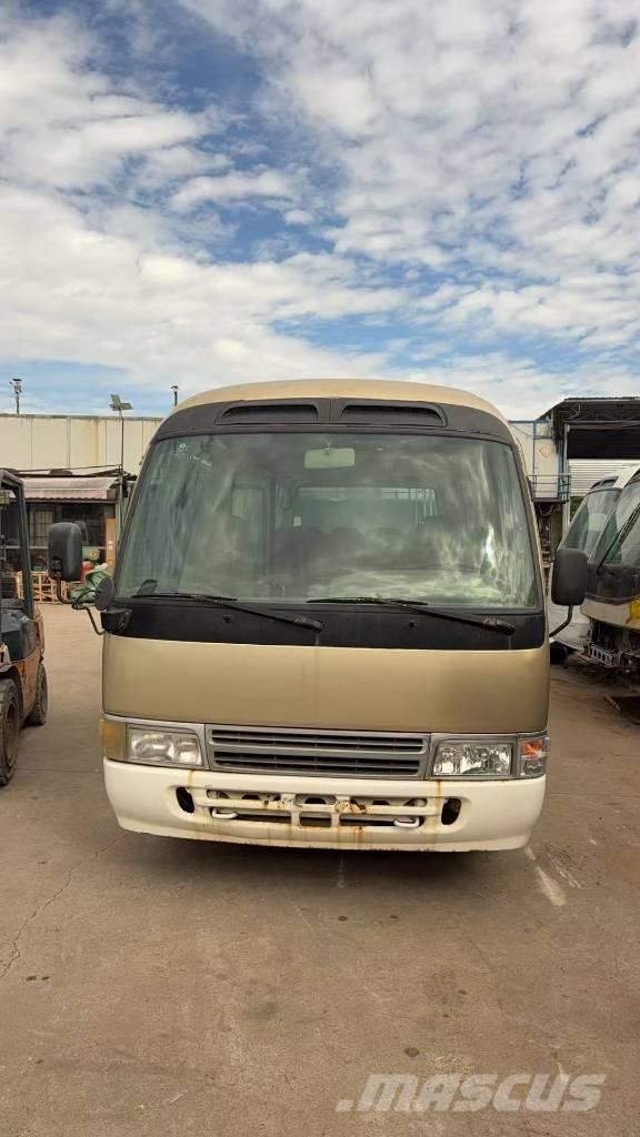 Toyota Coaster 公路客運汽車