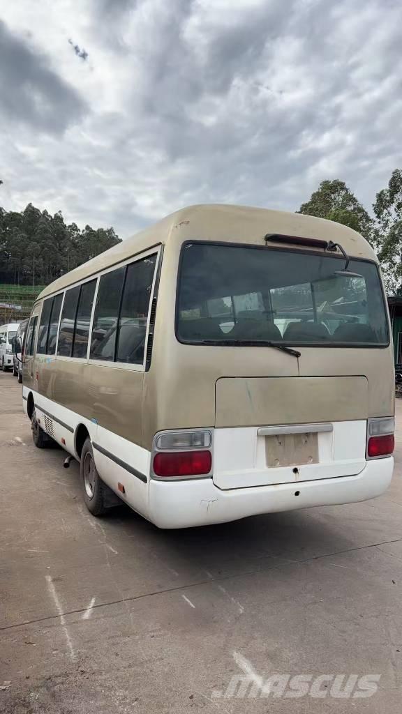 Toyota Coaster 公路客運汽車