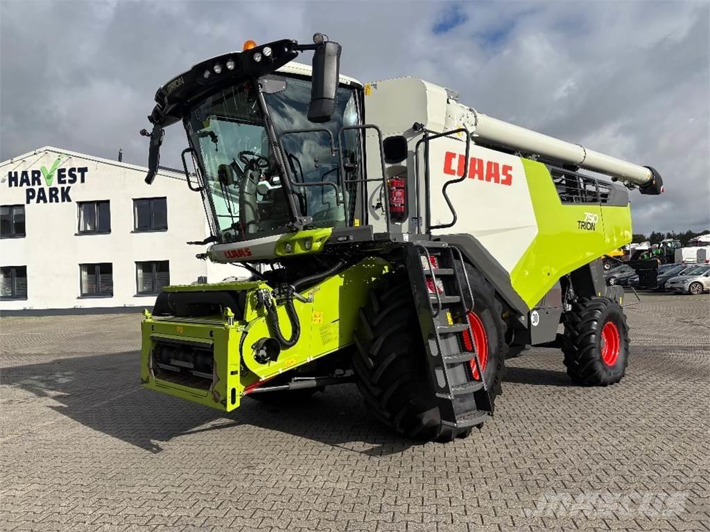 CLAAS TRION 750 聯合收穫機